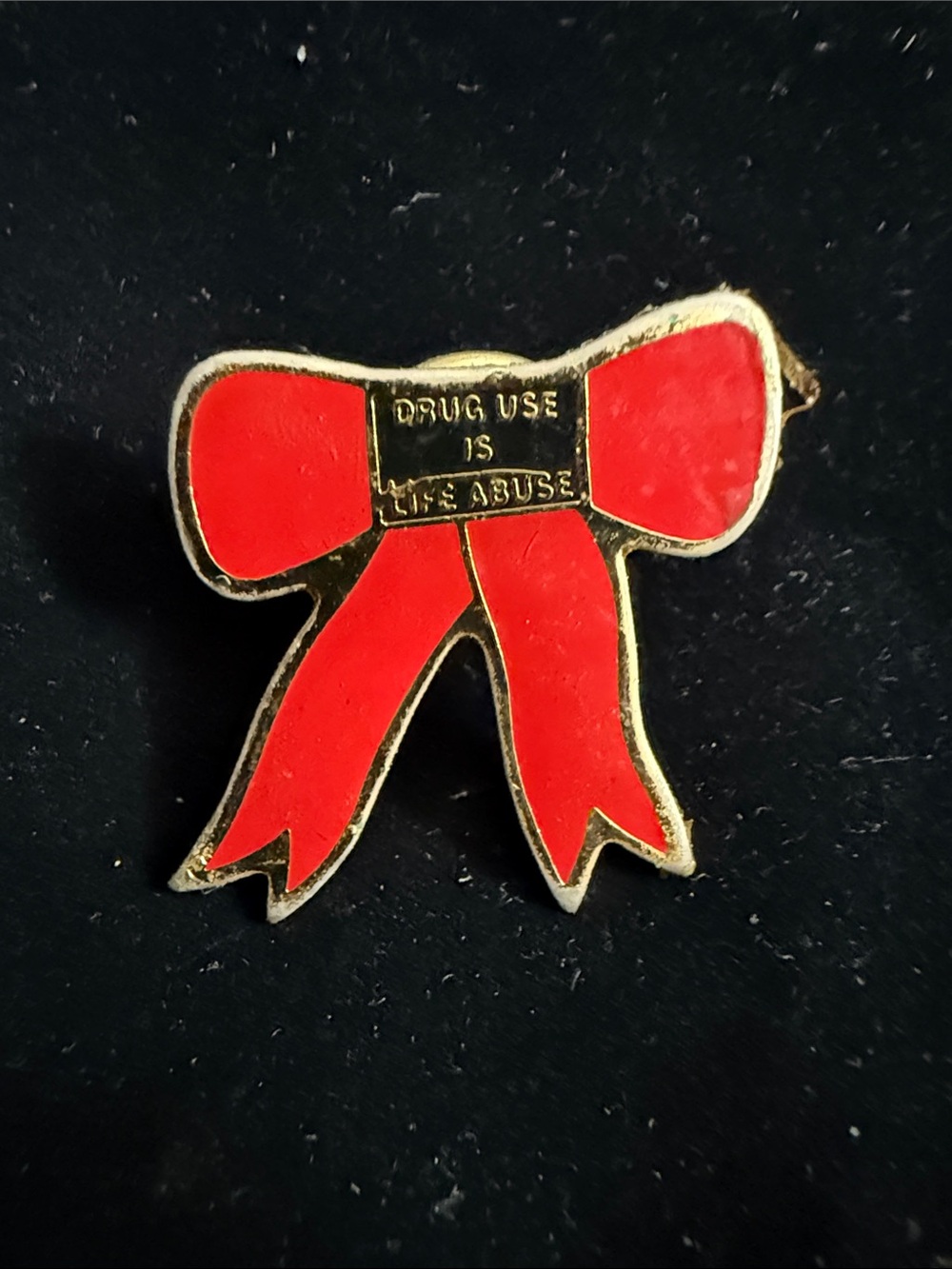 Red Ribbon Bow Enamel Pin - Anti-Drug Message